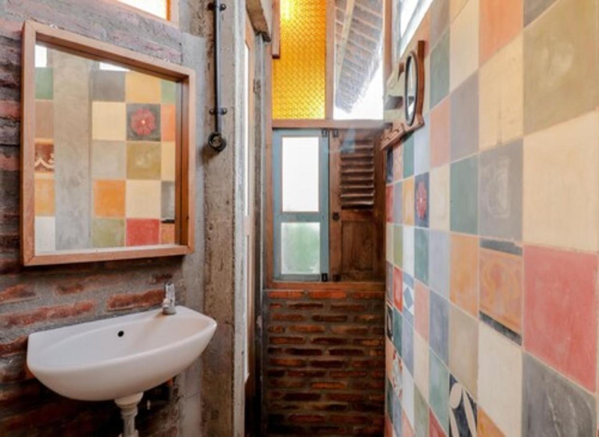 Lorong Homestay Bantul Extérieur photo