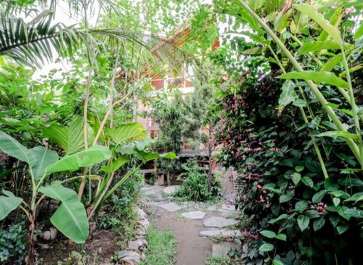 Lorong Homestay Bantul Extérieur photo